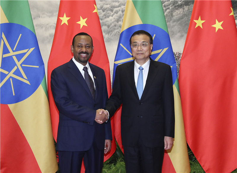 李克强欢迎埃塞俄比亚总理阿比访华